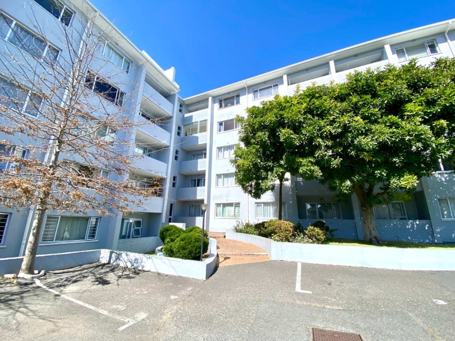 3 Bedroom Property for Sale in Woodstock Upper Western Cape